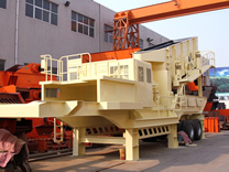 Mobile vertical shaft impact crusher