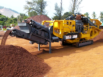 Crawler type mobile cone crusher