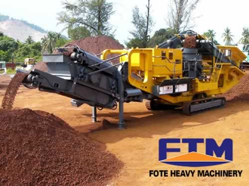 Crawler type mobile cone crusher